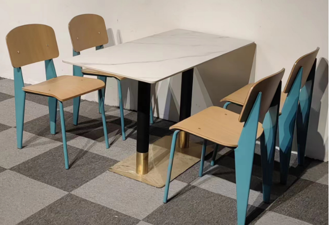 "ZF-1026 岩板餐桌"